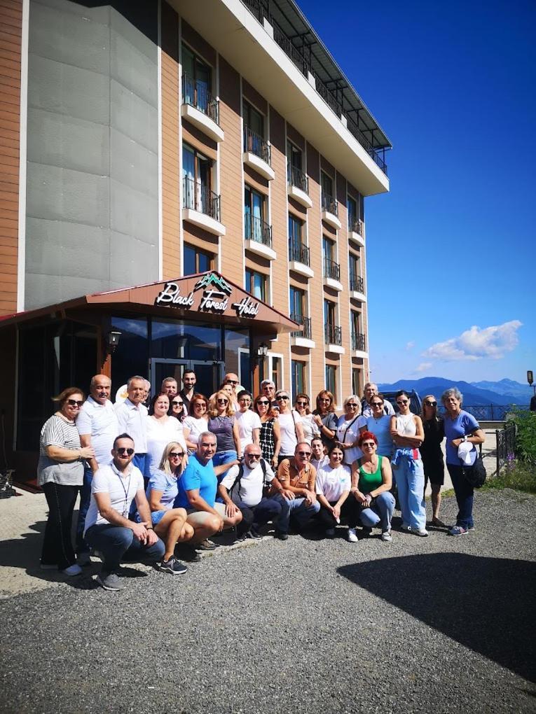 Black Forest Hotel Savsat Bagian luar foto