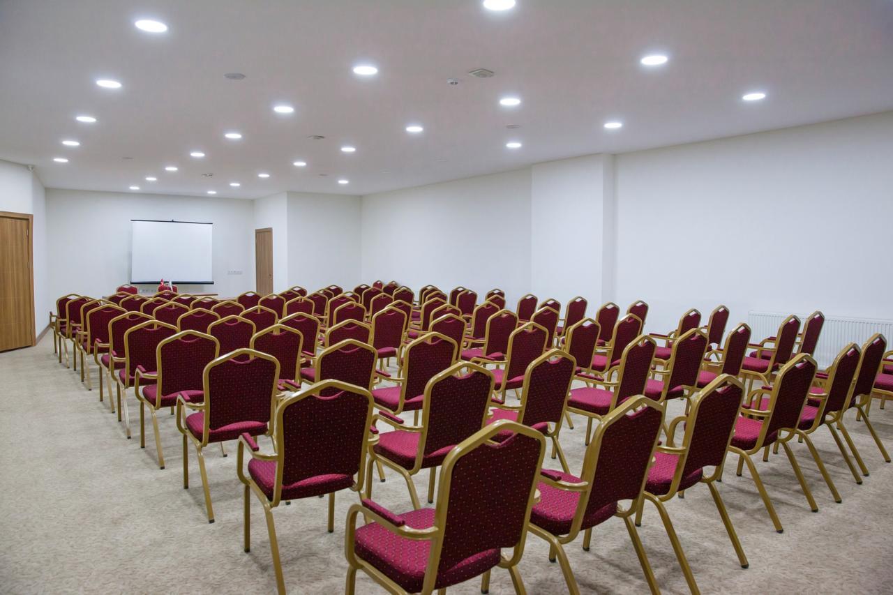 Black Forest Hotel Savsat Bagian luar foto