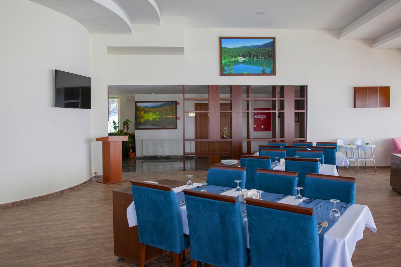 Black Forest Hotel Savsat Bagian luar foto