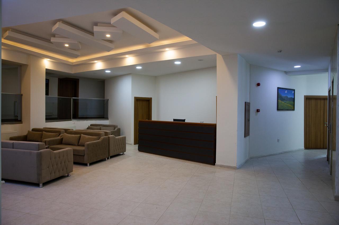 Black Forest Hotel Savsat Bagian luar foto